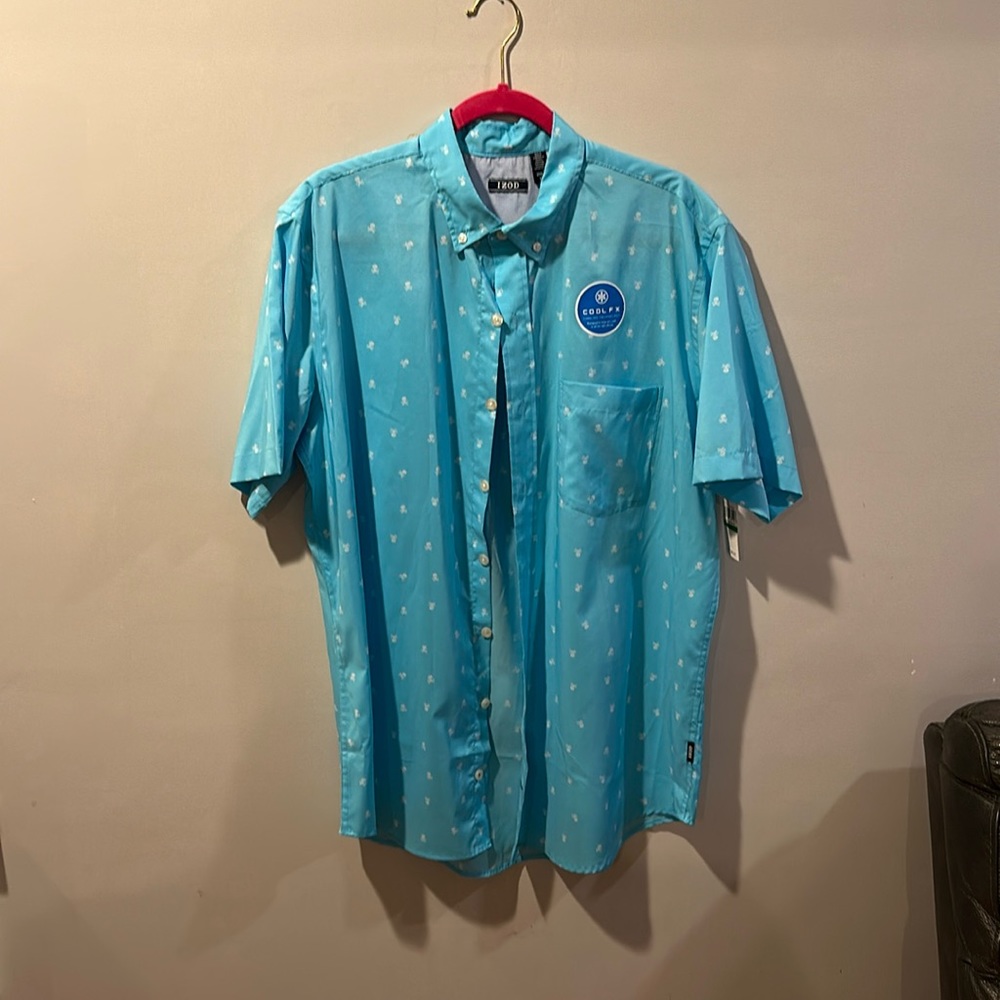IZOD Button-up short sleeve Bachelor Button